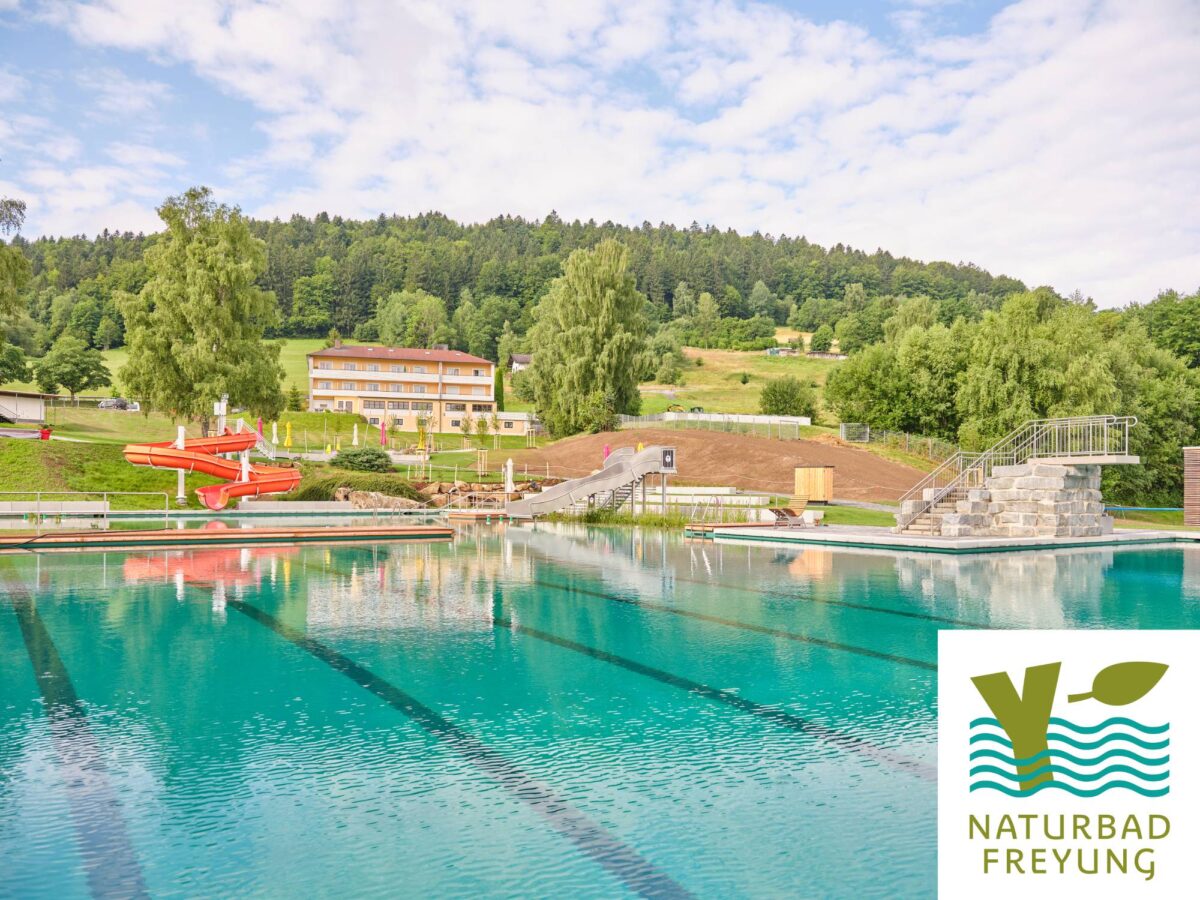 Naturbad Freyung mit Rutsche